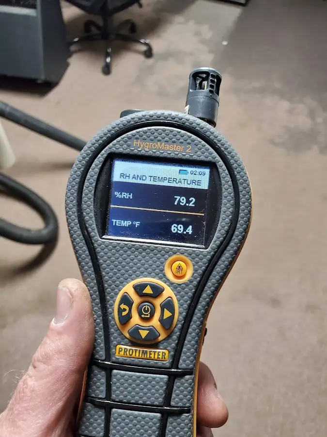 Moisture meter humidity assessment for Mold Remediation & Removal in Branchburg